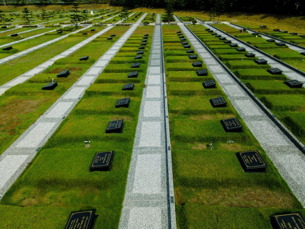 Pemakaman Keluarga_ alazharmemorialgarden.com