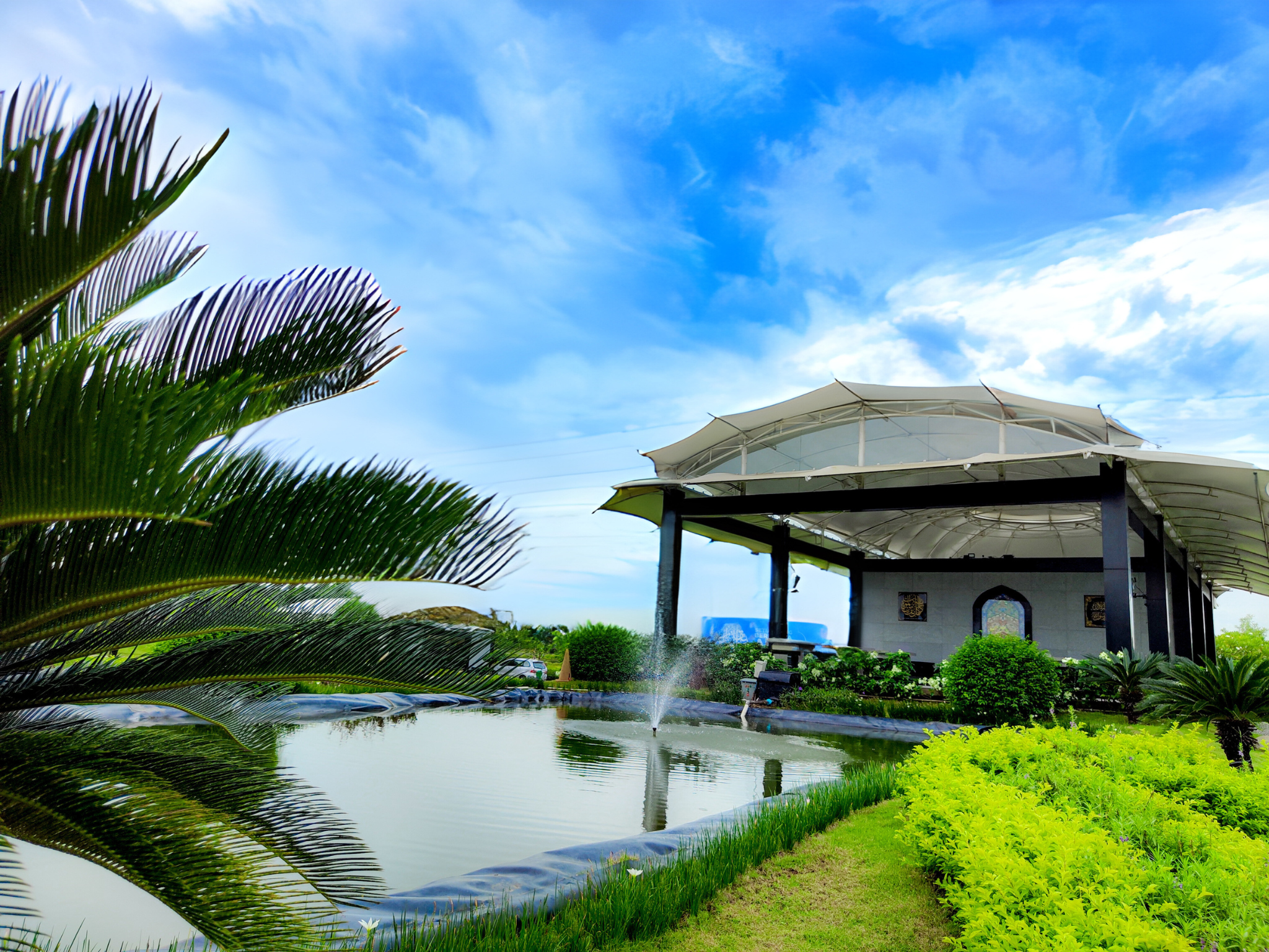 AlAzharMemorialGarden.com/HallView