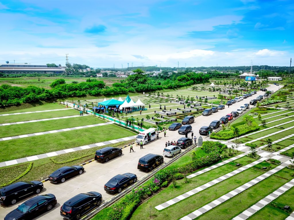 Dokumentasi Al Azhar Memorial Garden